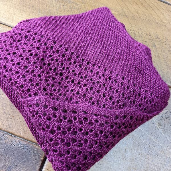 Lucas knit her large Driùchdan in West Yorkshire spinners Exquisite 4 ply, in Bordeaux.